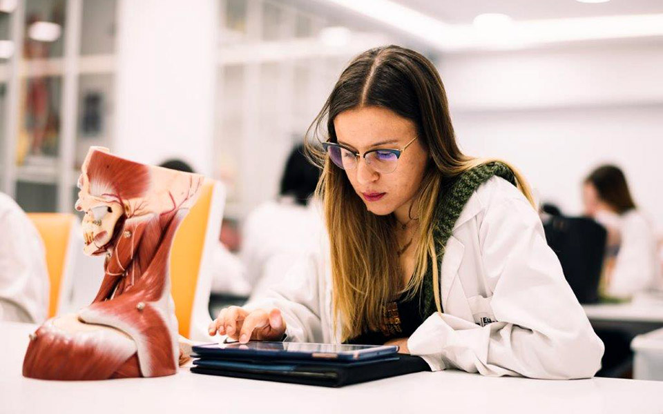 εκδηλώσεις-παρουσίασης-των-προγραμμ-2365353