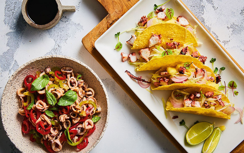 μεξικάνικα-τάκος-με-χταπόδι-ανανά-και-2365732