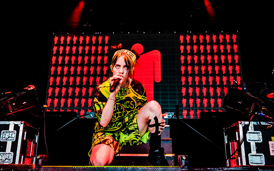 οι-ιέρειες-της-σκοτεινής-θλιμμένης-πο-2362242