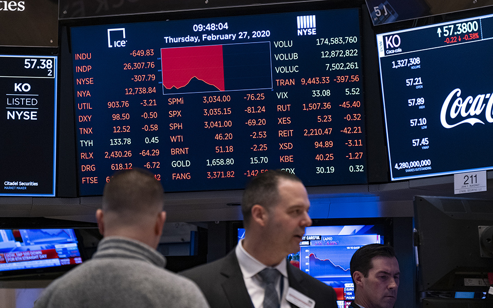 κατακόρυφη-βουτιά-στη-γουόλ-στριτ-λ-2365771