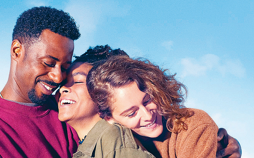 λονδρέζικο-τρίγωνο-με-ελληνική-υπο-2368365