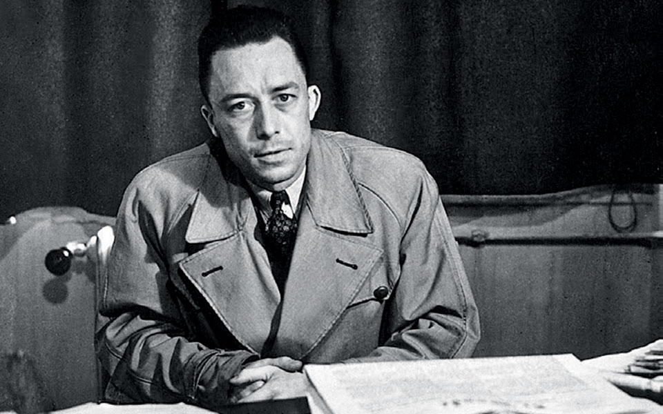 τα-σημειωματάρια-του-καμύ-με-τις-πολ-2370670