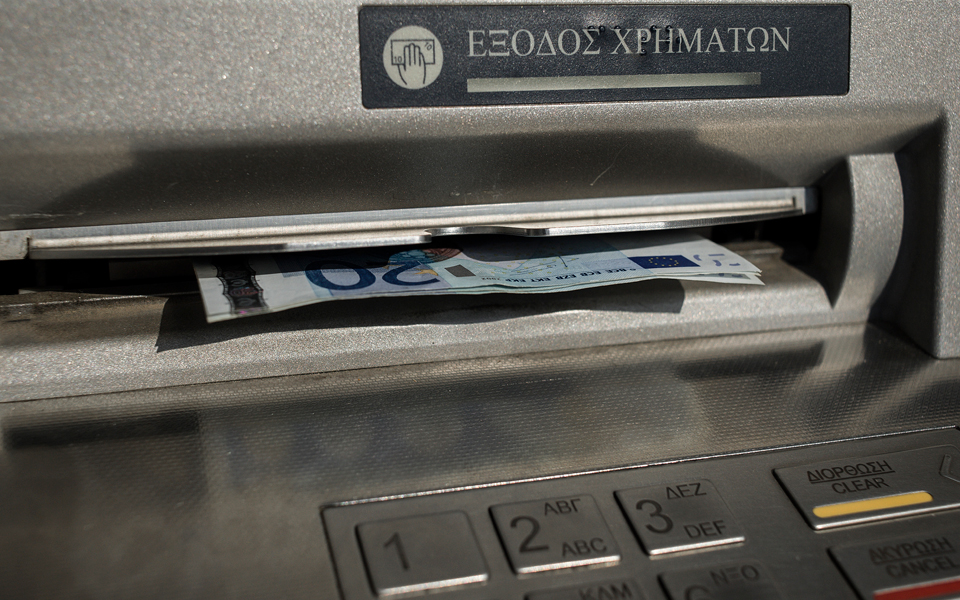 εκρήξεις-ατμ-σε-αθήνα-και-θεσσαλονίκη-2366668