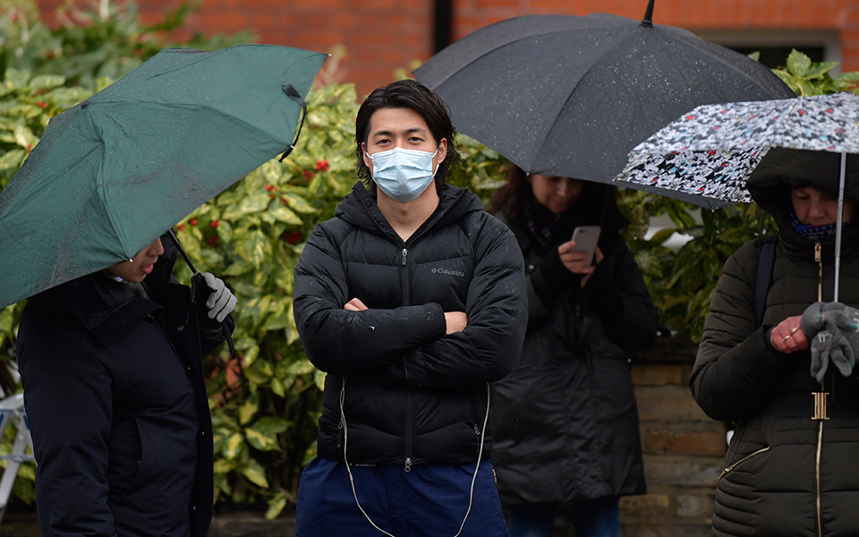 στα-34-τα-κρούσματα-του-κορωνοϊού-στη-βρ-2366155