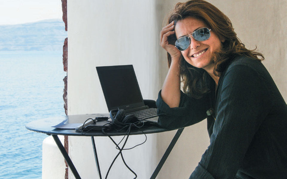 stayhome-γίναμε-μια-μεγάλη-παρέα-σε-έναν-τερ-2369208