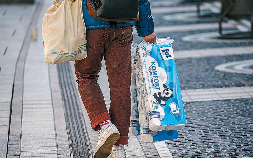 dont-mention-the-war-2369568