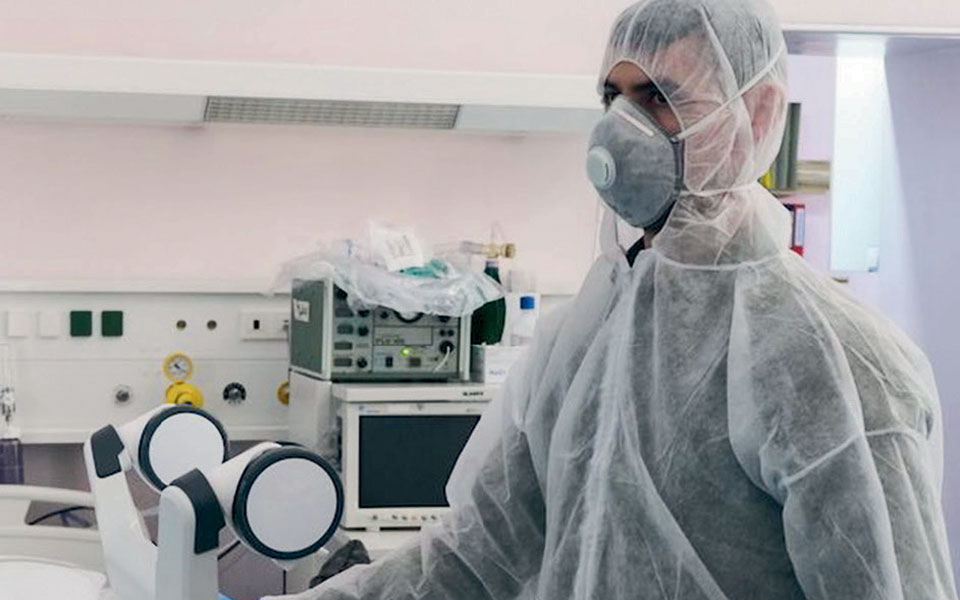 τρεις-νέοι-θάνατοι-και-31-κρούσματα-σε-έ-2369667