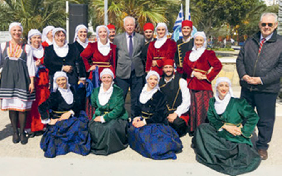 ισχυρό-μήνυμα-και-ιερό-χρέος-2368607