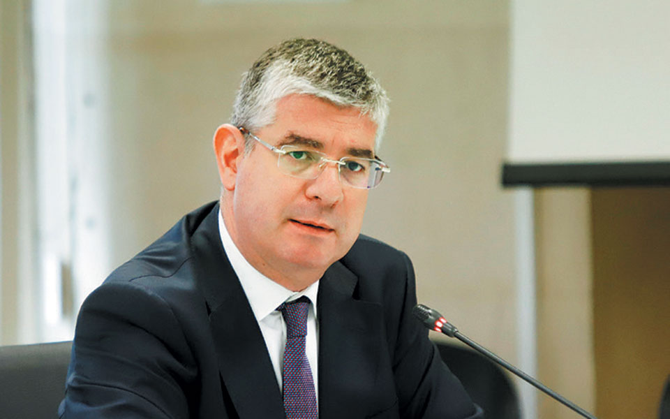 ρευστότητα-άνω-των-10-δισ-ευρώ-θα-πέσει-σ-2369886