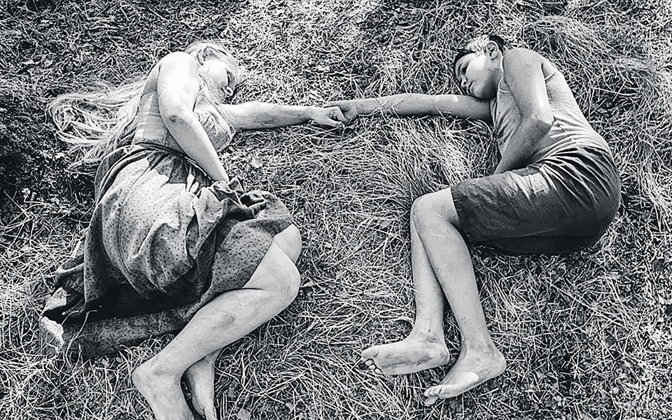 η-αποκτήνωση-με-τα-μάτια-ενός-παιδιού-2367013