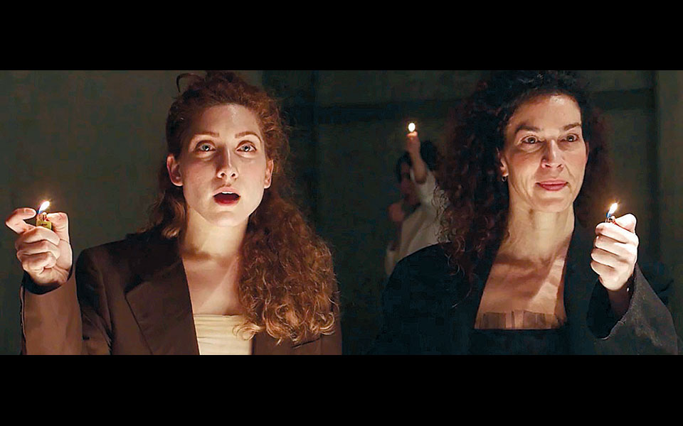 ιστορίες-από-τον-παλιό-κόσμο-η-απολιτι-2369621