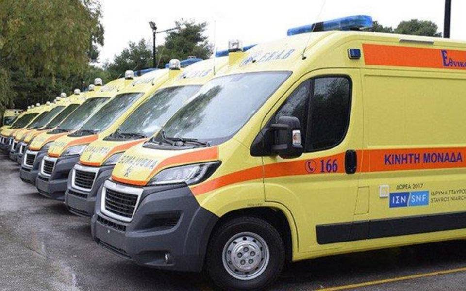 τεχνική-υποστήριξη-στόλου-ασθενοφόρ-2369983