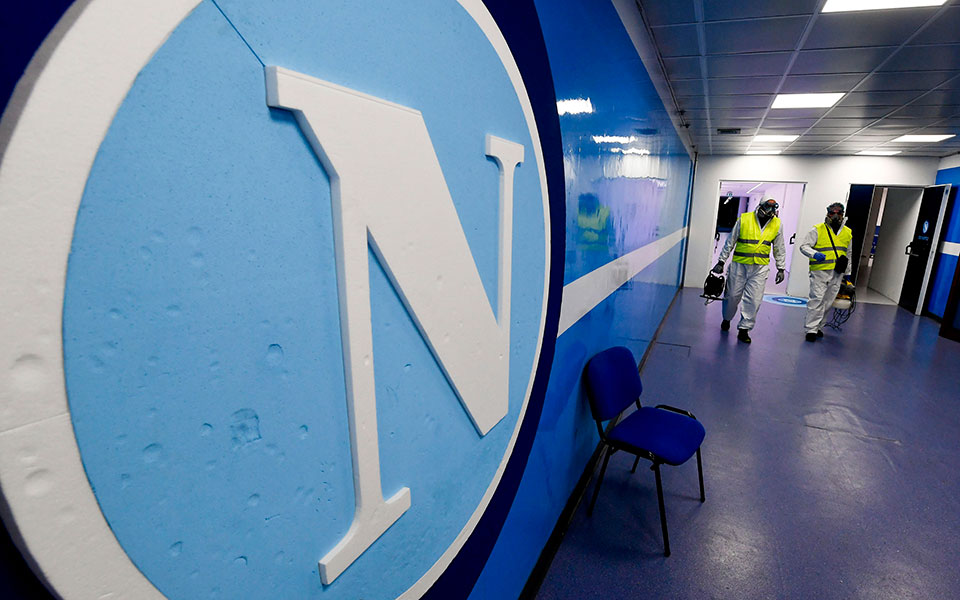 κορωνοϊός-κλείνουν-όλα-τασχολεία-και-2366596