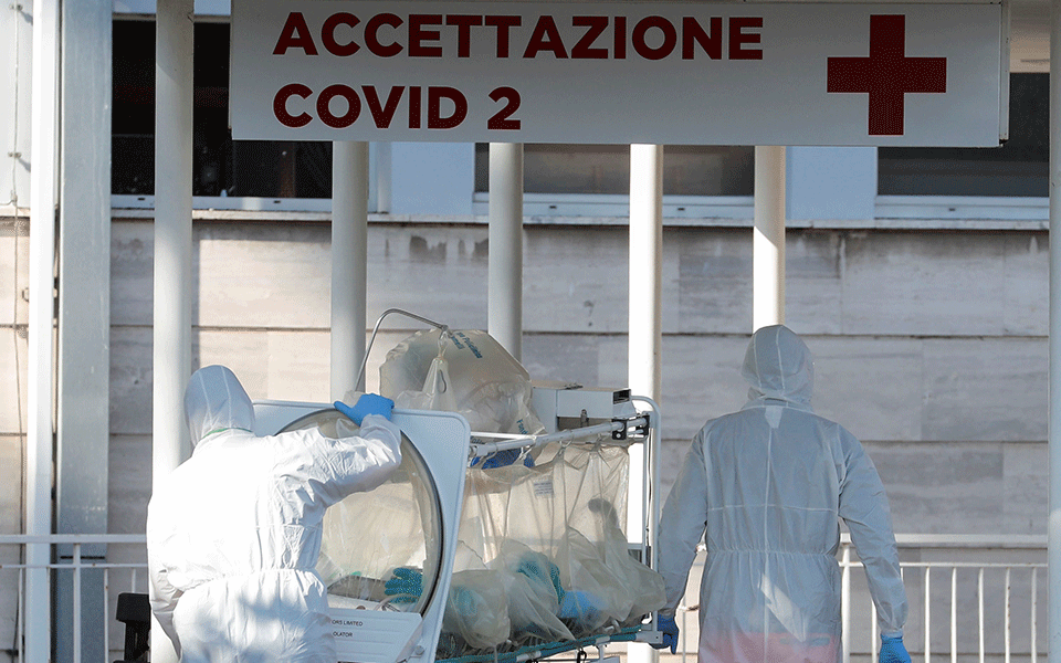 είναι-σαν-να-ζούμε-σε-τρομακτική-ταιν-2368994