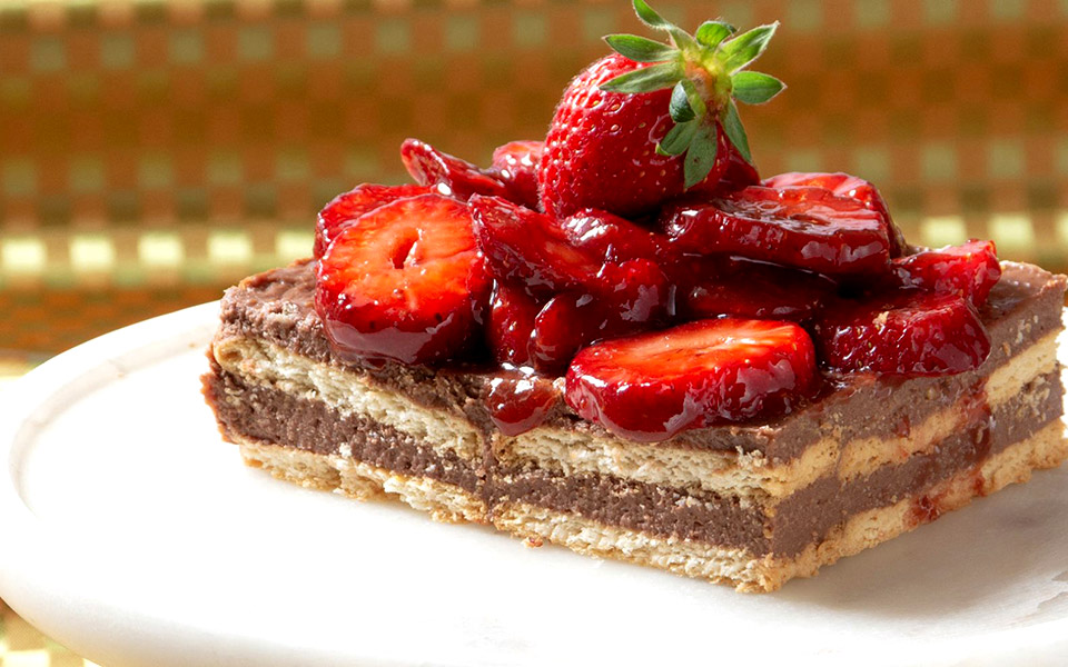 δροσερό-μπισκοτογλυκό-με-κρέμα-σοκολ-2370377