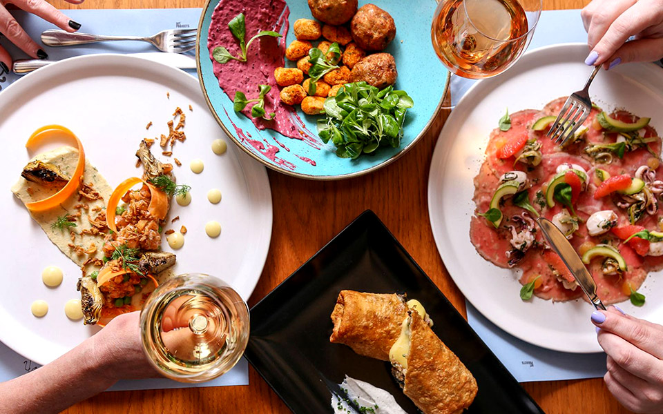 mono-για-ντόπιους-και-τουρίστες-2367592