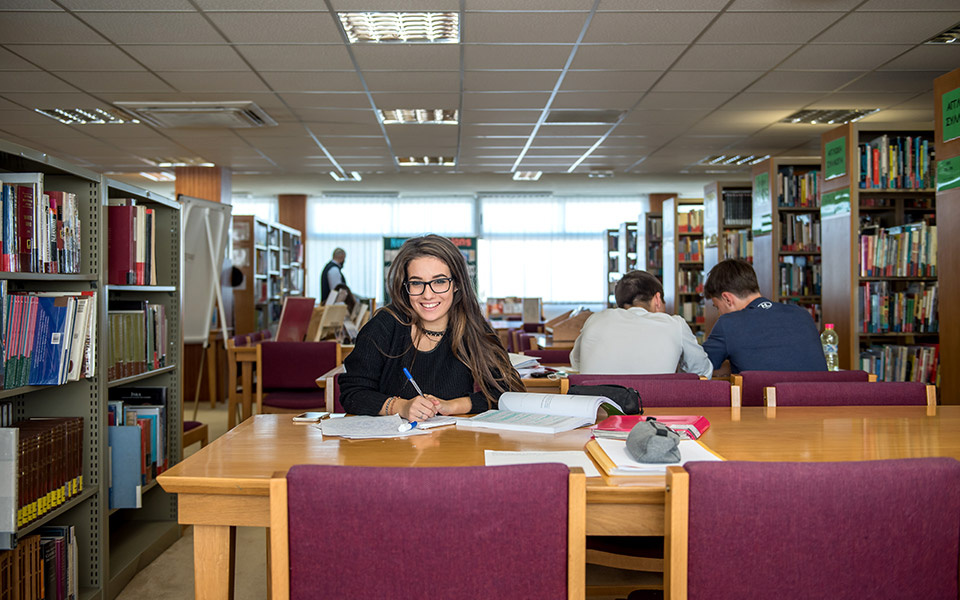 φοιτητές-του-κόσμου-πολίτες-του-αύριο-2367855