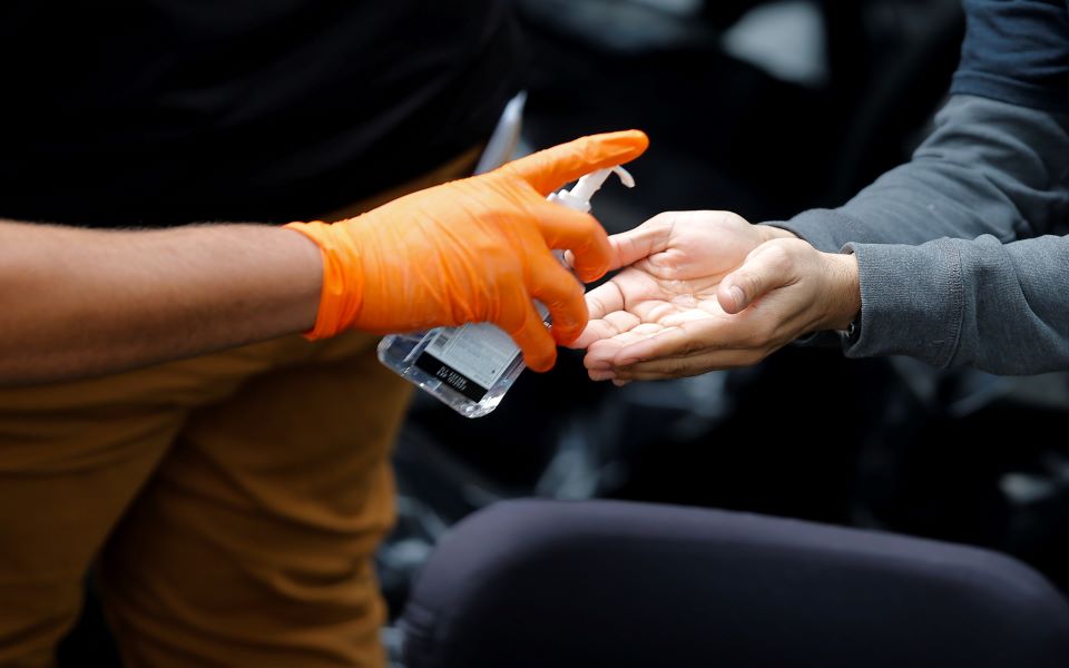 πώς-να-προστατευθούμε-από-δερματίτιδ-2369575