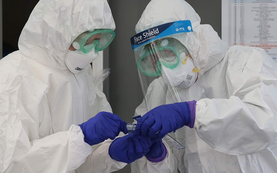 ισπανία-κορωνοϊός-πάνω-από-2000-νέα-κρού-2368777