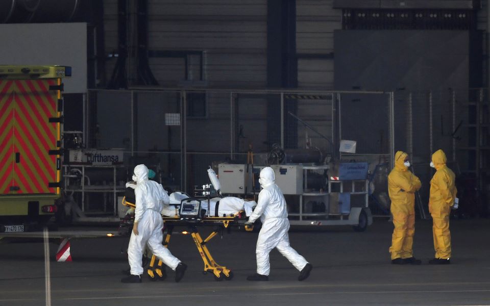 κορωνοϊός-στους-33-244-οι-θάνατοι-σε-όλον-το-2370959