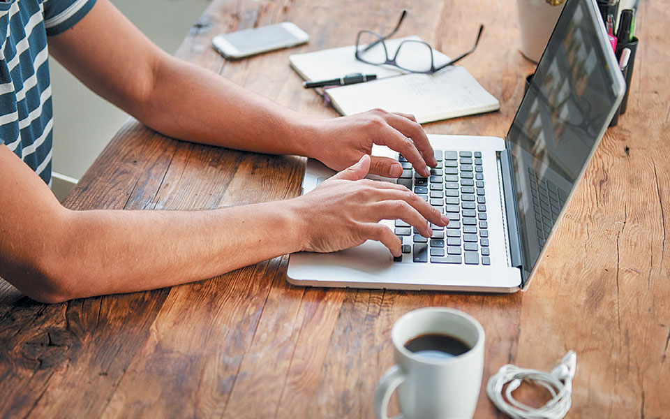 γεμάτα-φοιτητές-τα-ψηφιακά-αμφιθέατρ-2371325