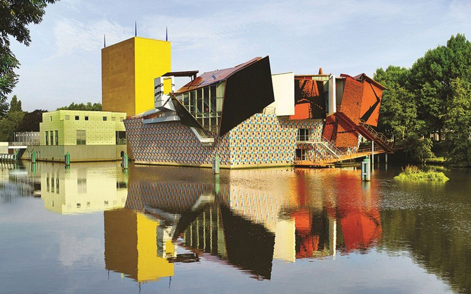 εκτάκτως-2372568