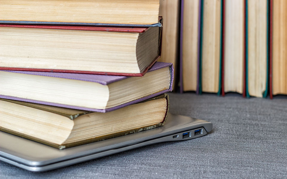 μπουκιές-ανάγνωσης-στα-σόσιαλ-μίντ-2372759