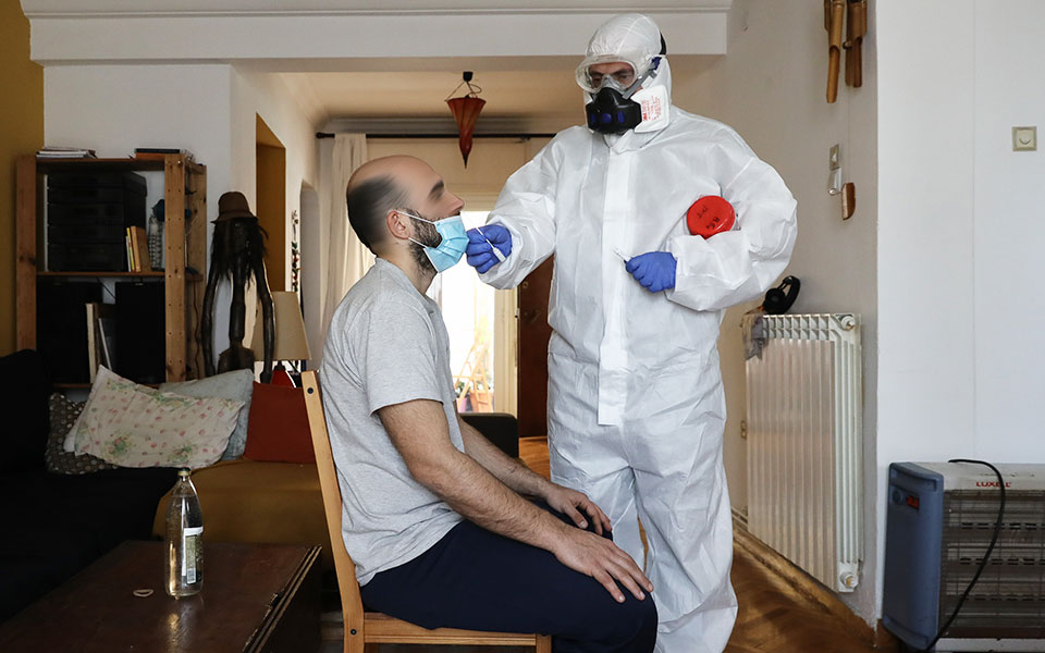 κορωνοϊός-η-αισιοδοξία-χέρι-χέρι-με-τη-2373668