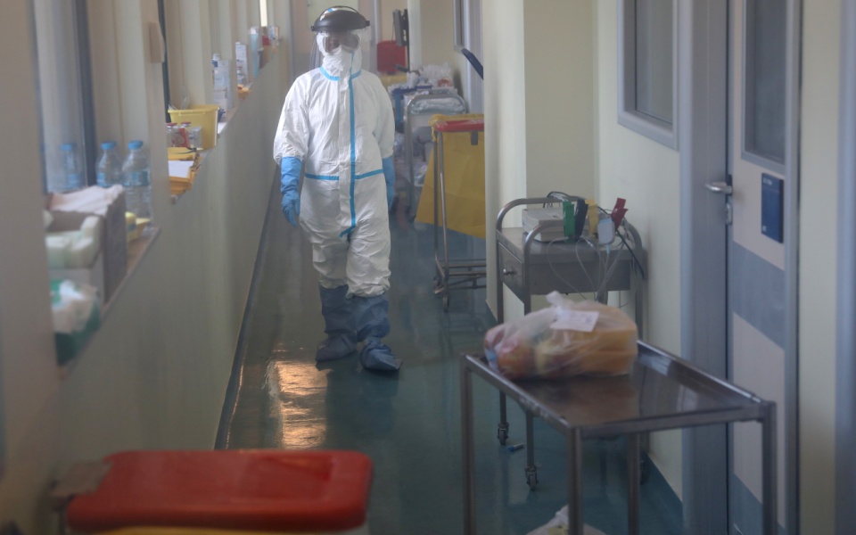 στους-67-οι-νεκροί-από-τον-κορωνοϊό-τέσσ-2371972