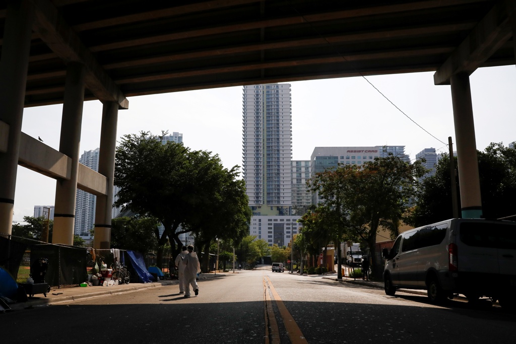 ηπα-συνελήφθη-62χρονος-που-απειλούσε-να-2374225