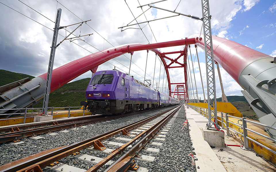 αθήνα-θεσσαλονίκη-σε-μόλις-35-ώρες-αλλ-2372045