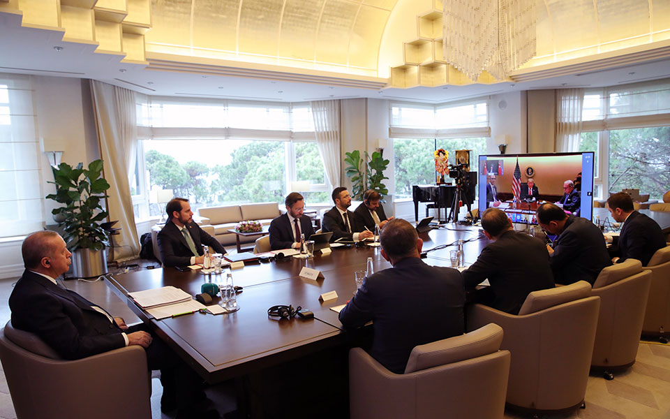 η-οικονομία-είναι-ο-μεγάλος-ασθενής-2375313