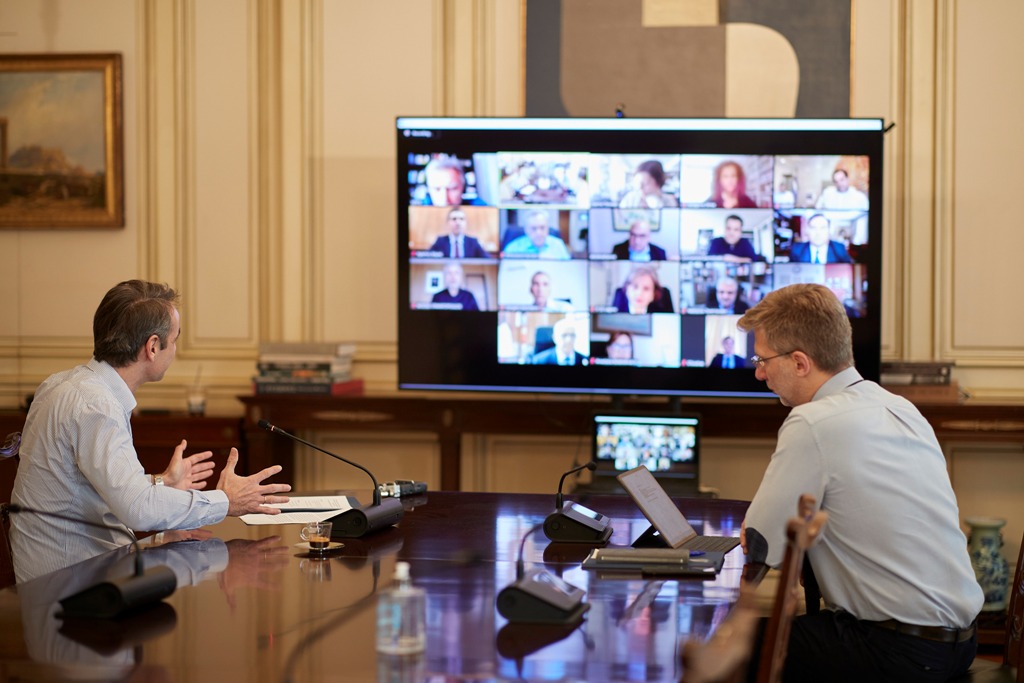 τηλεδιάσκεψη-μητσοτάκη-με-ερευνητές-2373647