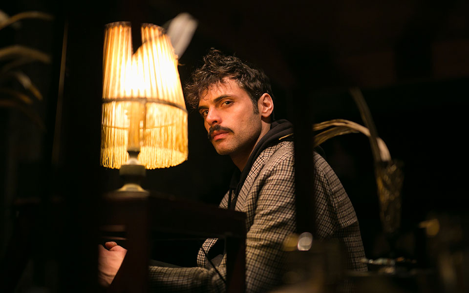 ενα-εικοσιτετράωρο-καραντίνας-με-τον-2375156