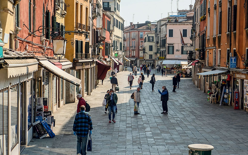 η-προσφορά-δεν-σταματάει-ποτέ-2373768