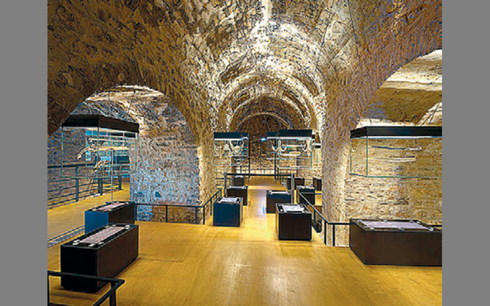 εκτάκτως-2371754