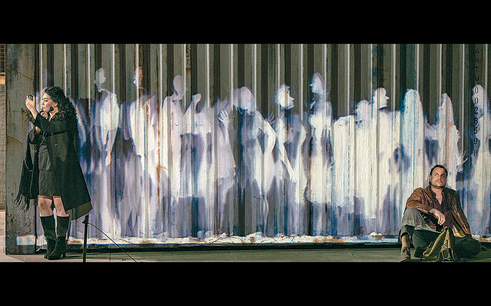 h-eλσ-έρχεται-στο-σπίτι-σας-2372964