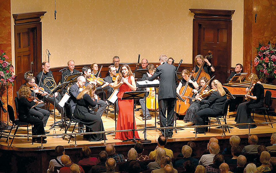 μουσική-γεμάτη-θύελλα-και-ορμή-από-τ-2374037