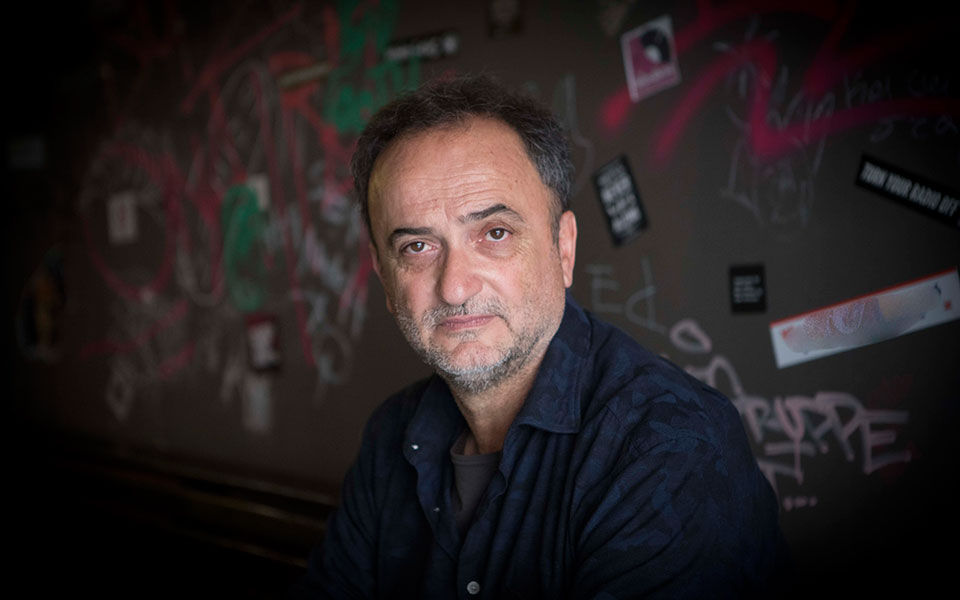 ενα-εικοσιτετράωρο-καραντίνας-με-τον-2373060