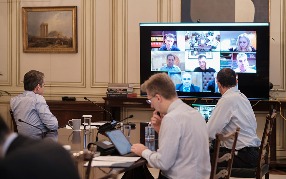 κυβέρνηση-ανάσα-έως-65-δισ-από-την-ευε-2371837