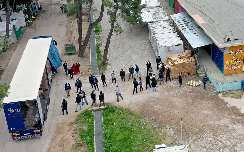 αδειάστε-τα-νησιά-πιέζει-η-κομισιόν-2372052