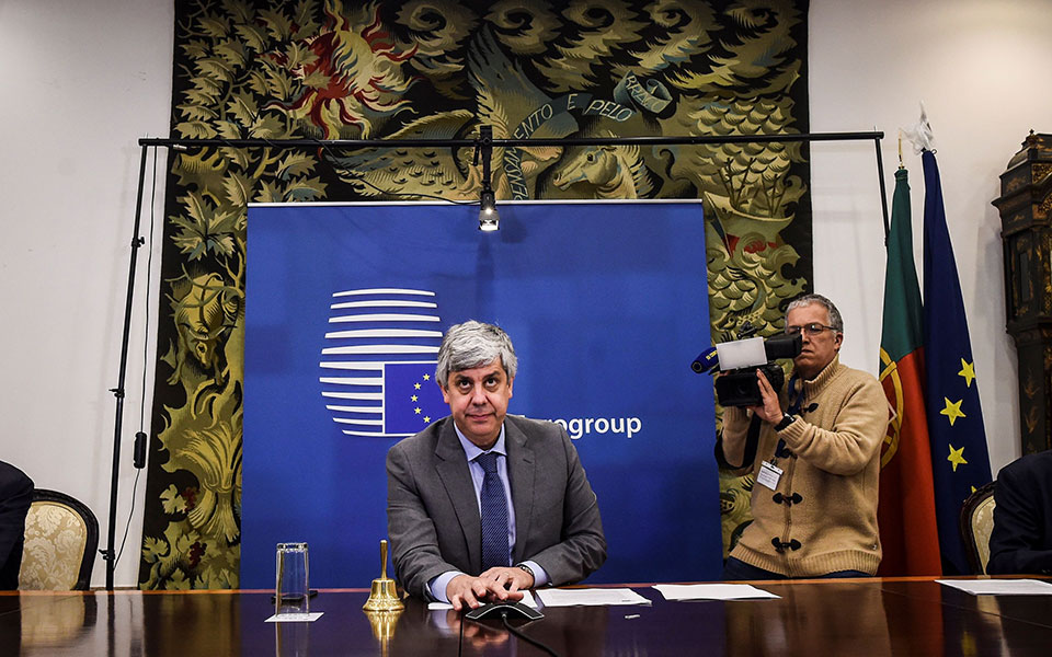 kατώτερη-των-περιστάσεων-για-μία-ακόμη-2373319