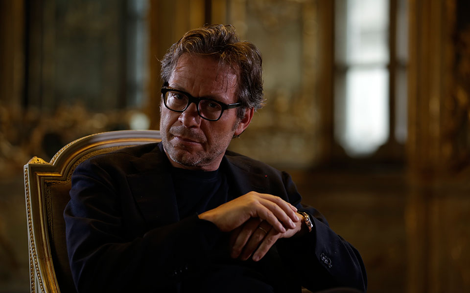 κανένας-δεν-σώζεται-μόνος-του-2373059