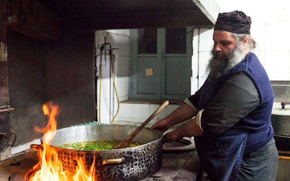 τα-μυστικά-των-μοναχών-2373432