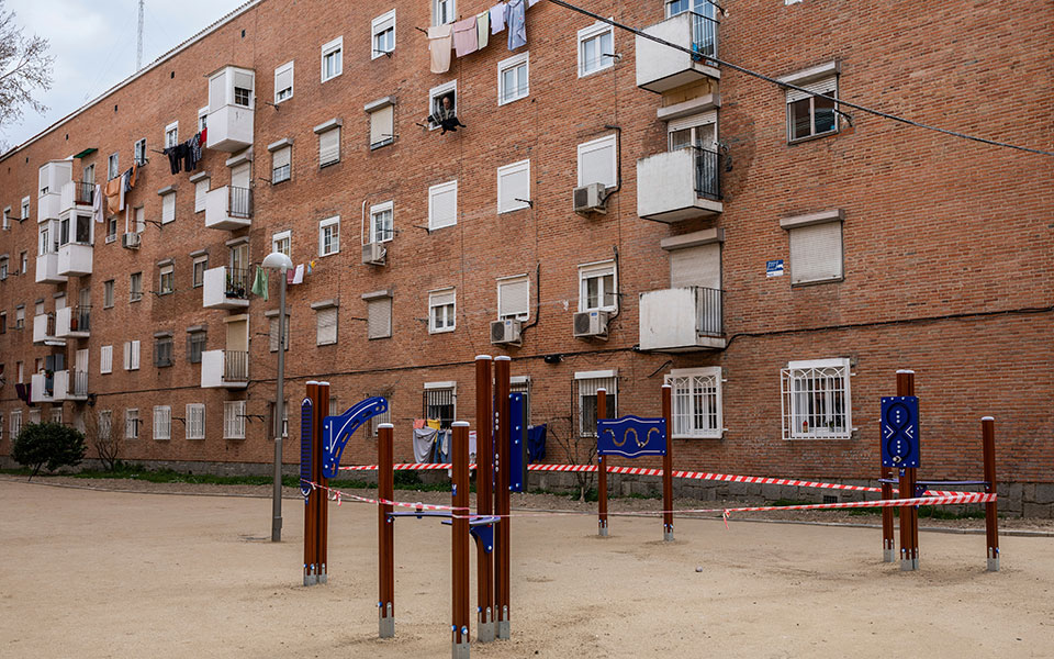 μείωση-θανάτων-στην-ισπανία-μετά-από-τ-2374374