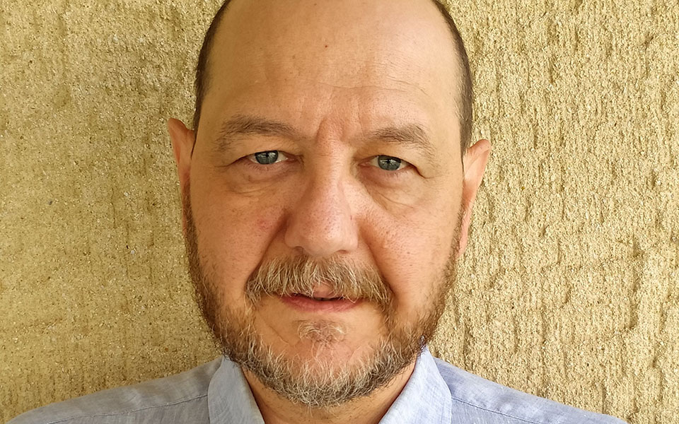 ενα-εικοσιτετράωρο-καραντίνας-με-τον-2374027