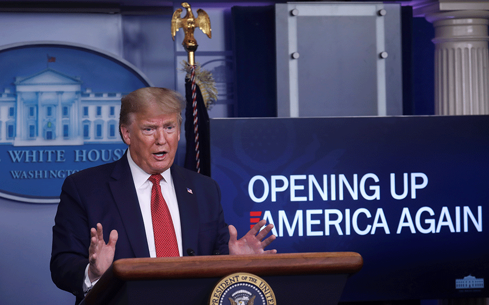 ο-τραμπ-ξαναβάζει-μπροστά-την-αμερική-2374067