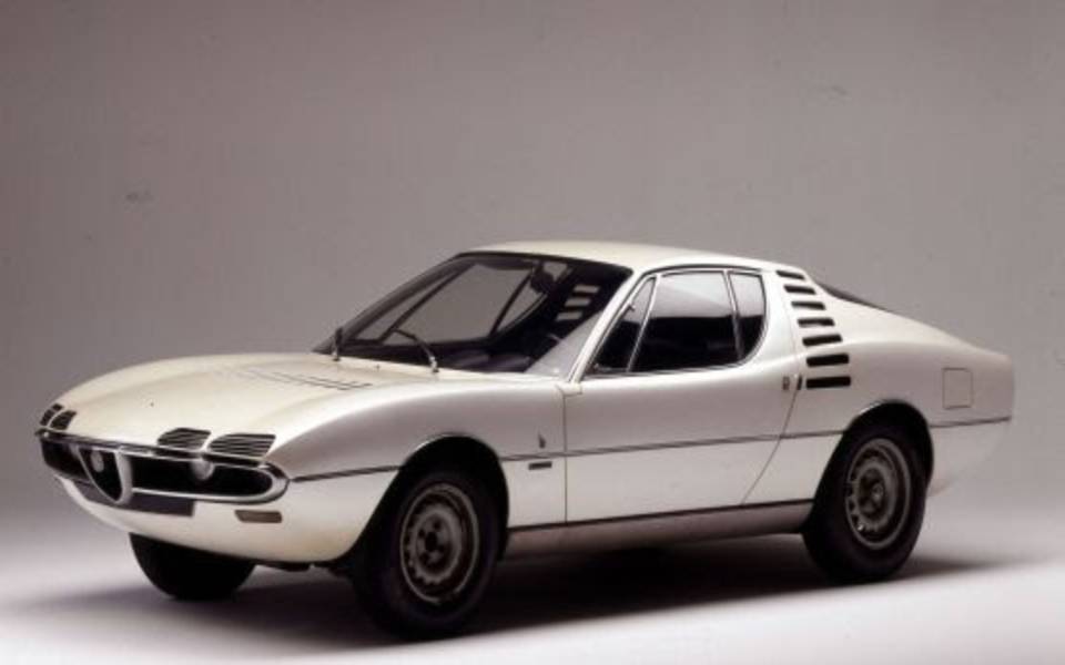 alfa-romeo-montreal-δεσποινίς-ετών-50-2372263
