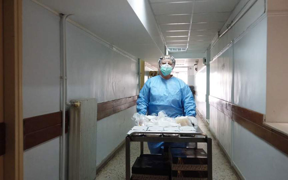 στην-καθημερινής-της-κυριακής-αθέα-2375257