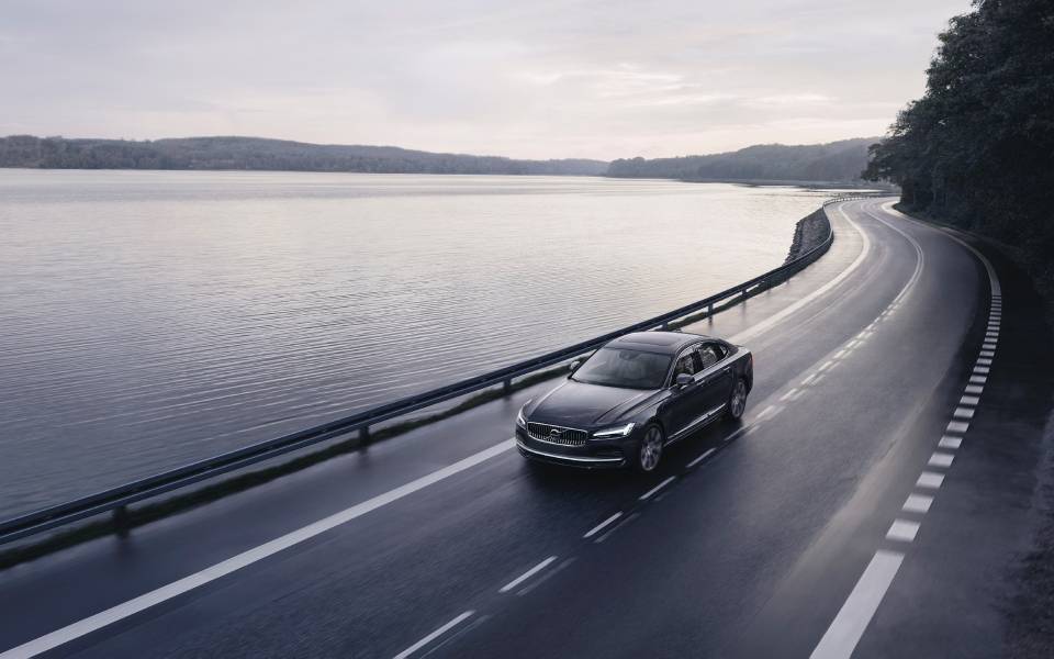 η-volvo-οδηγεί-τις-εξελίξεις-στην-ασφάλεια-2379462